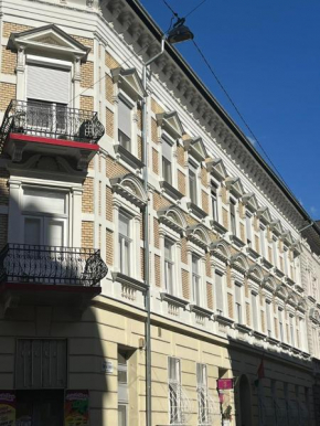 Budapest Central Andrassy Apartment